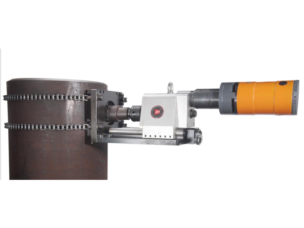 Pipe hole cutter